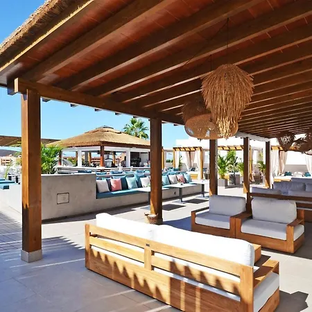 Ohasis Boutique 4*