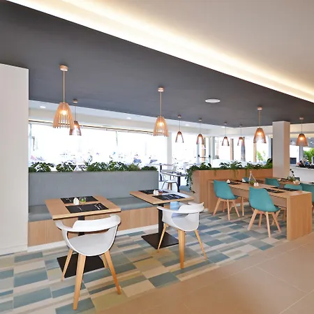 Ohasis Boutique Aparthotel 4*