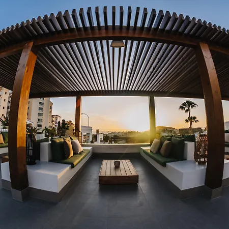 Ohasis Boutique Aparthotel 4*