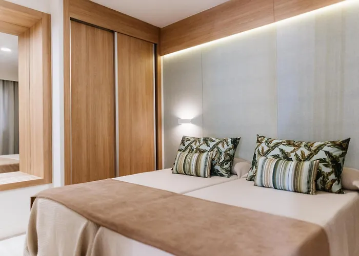 Ohasis Boutique מלון דירות ארונה