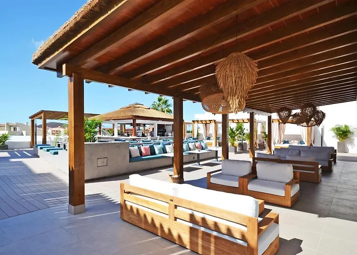 Ohasis Boutique 4*